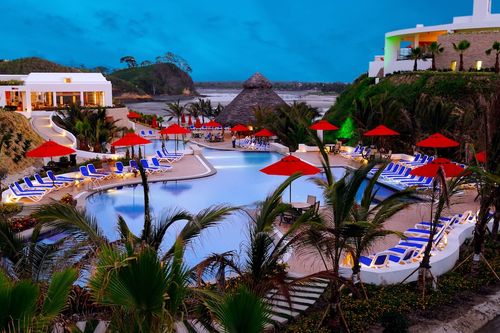 Royal Decameron Mompiche 37/48
