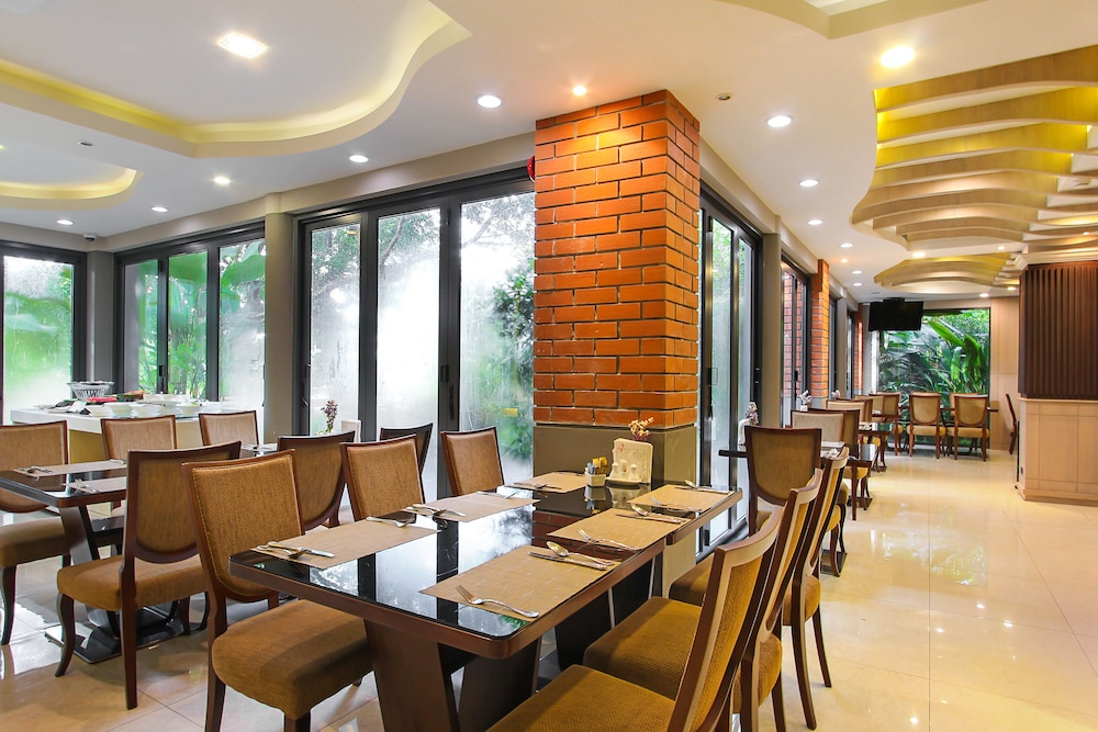 Rimnaam Klangchan Hotel 57/70