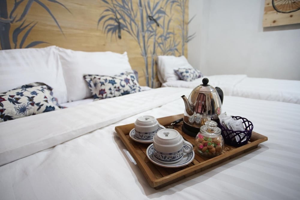 Omah Njonja Bed & Brasserie 27/63