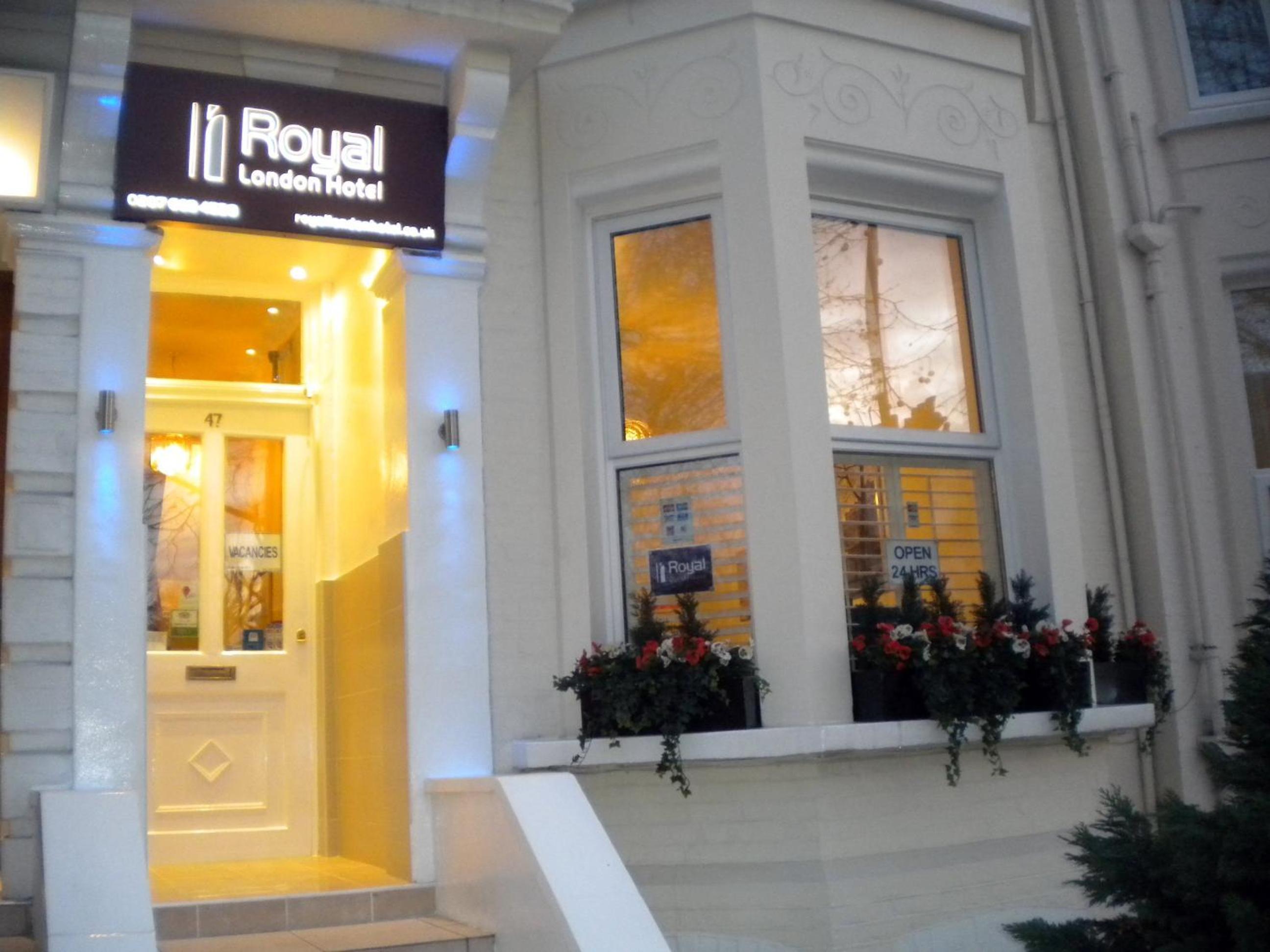 Royal London Hotel 9/50
