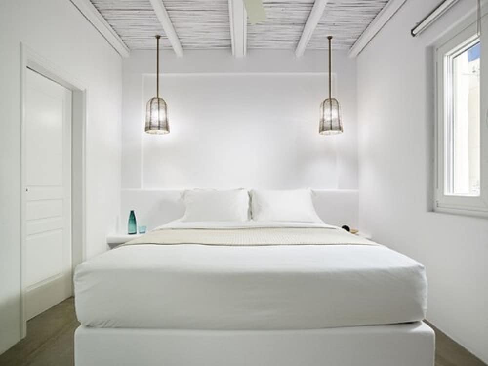 2 BEDROOMS, APARTMENT