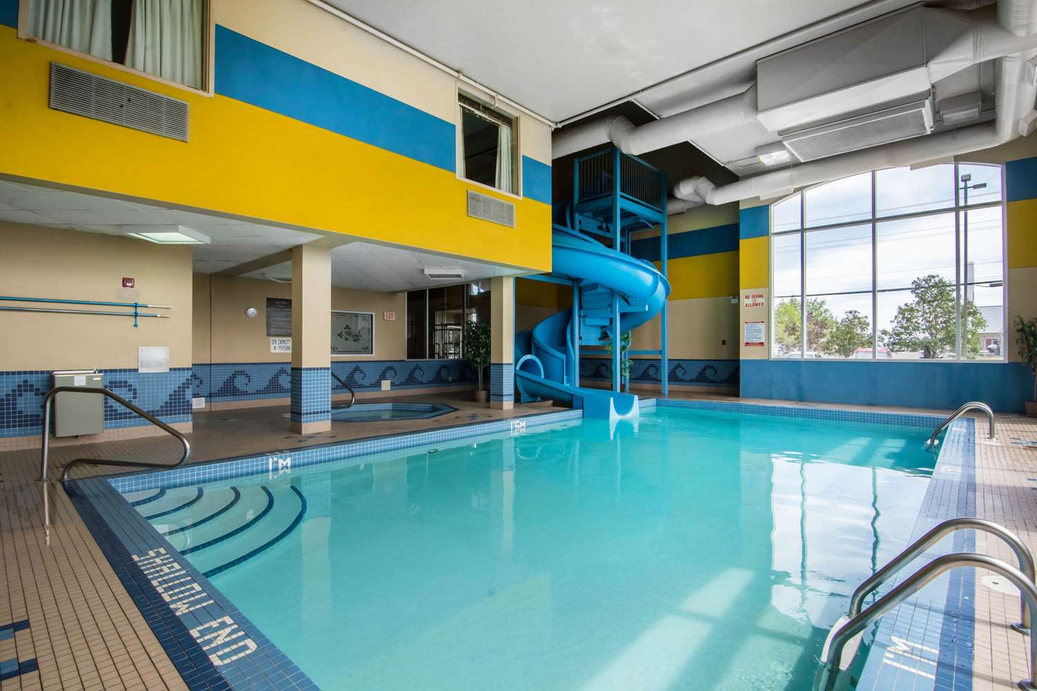 Comfort Inn & Suites Calgary Airport - South 22/36