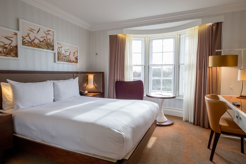 ROOM, QUEEN BED, WITH VIEW