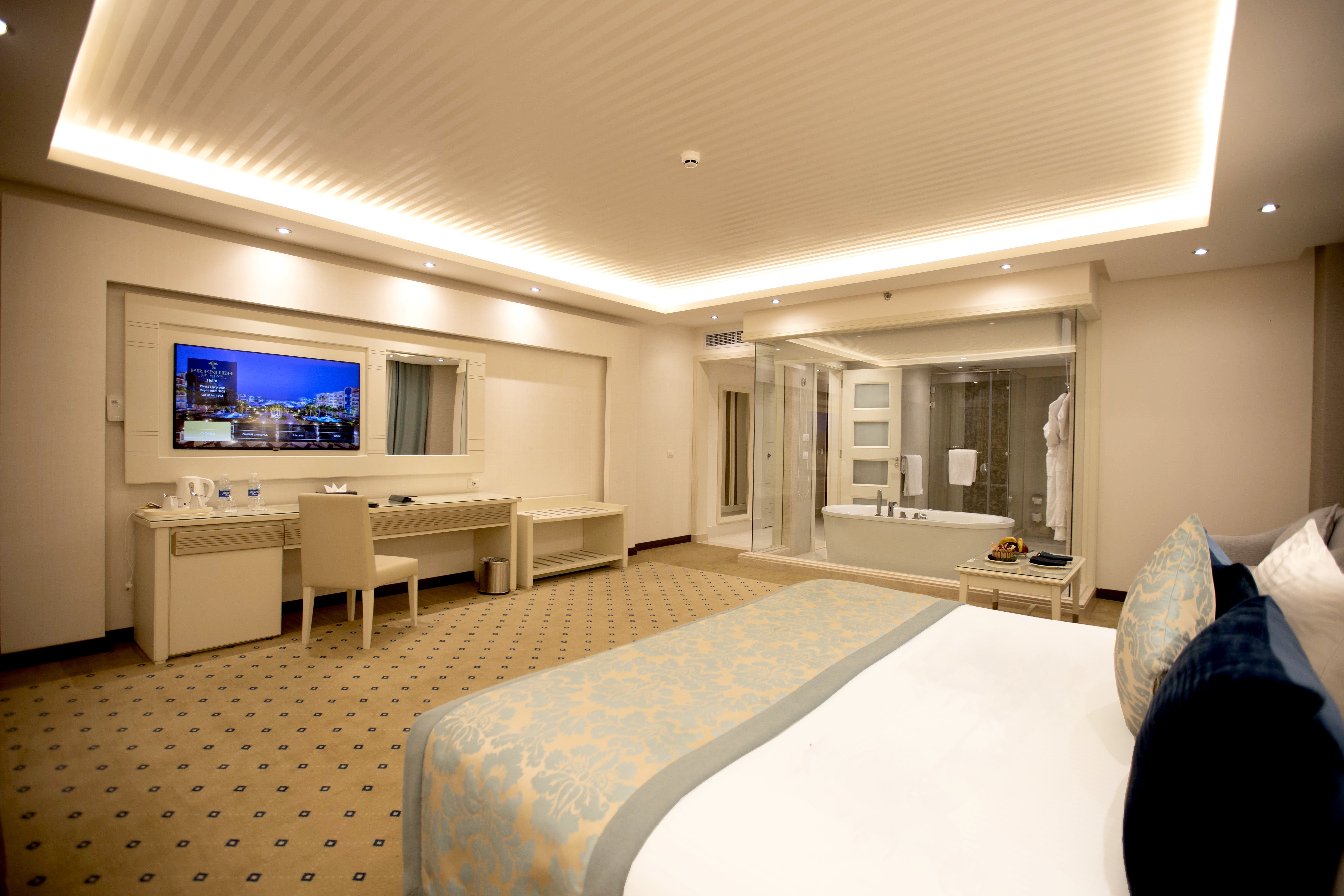 Junior Suite, Deluxe, Side Sea and Pool View, Hot Tub