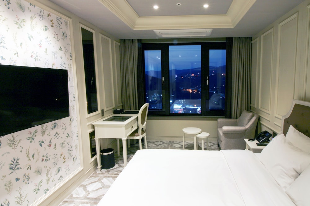 Golden Tulip Ever Yongin 8/39