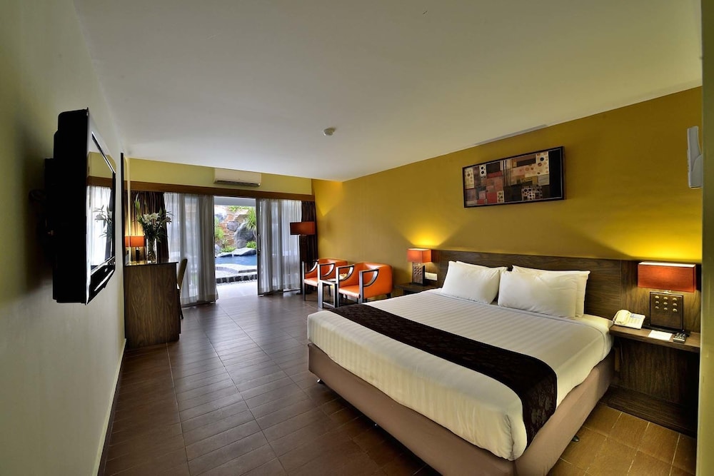 Hotel Dafam Cilacap 10/36