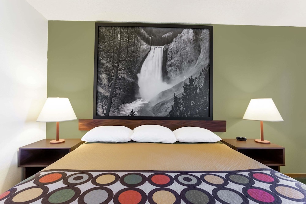 Super 8 by Wyndham Livingston Yellowstone 22/51