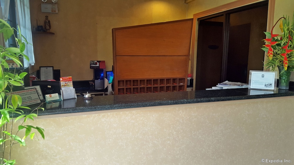 Dumaguete Royal Suite Inn 1/50