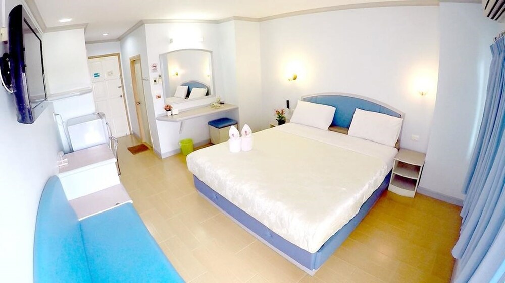 Deluxe, Double Bed