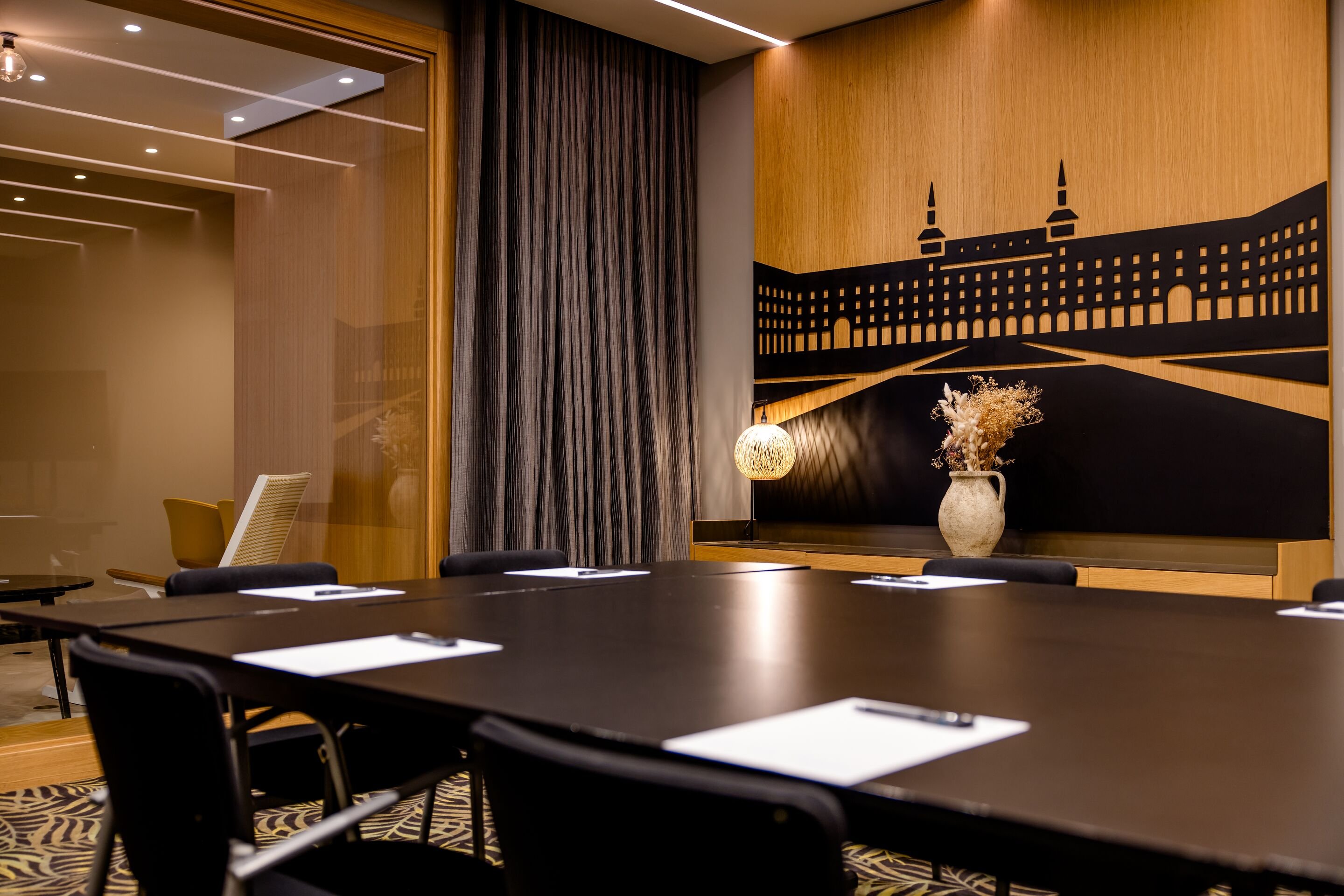 Motel One Madrid Plaza de Espana (ex. Mercure Madrid) 24/24