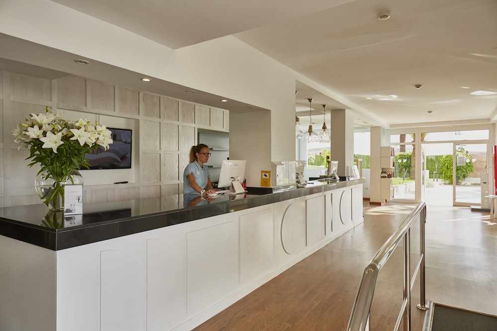 Coral Ocean View - Adults Only 8/50