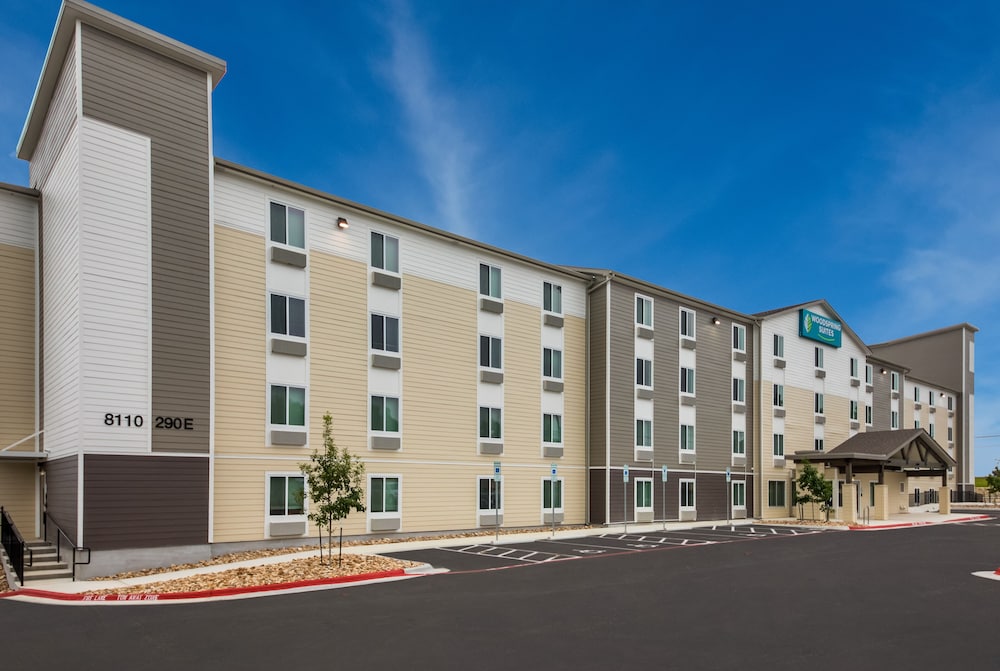 WoodSpring Suites Austin Central photo3