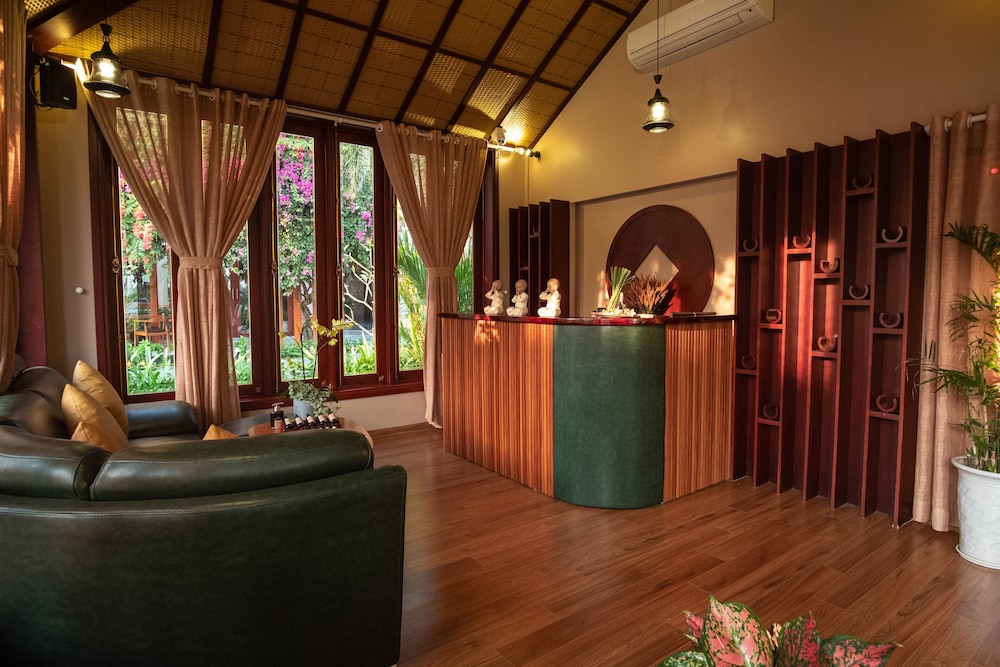 Silk Sense Hoi An River Resort 11/88