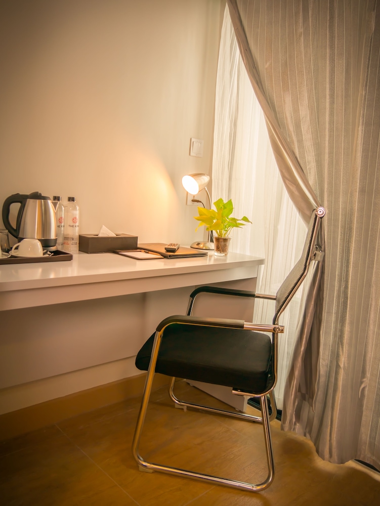 The Kinn Bangkok 39/41