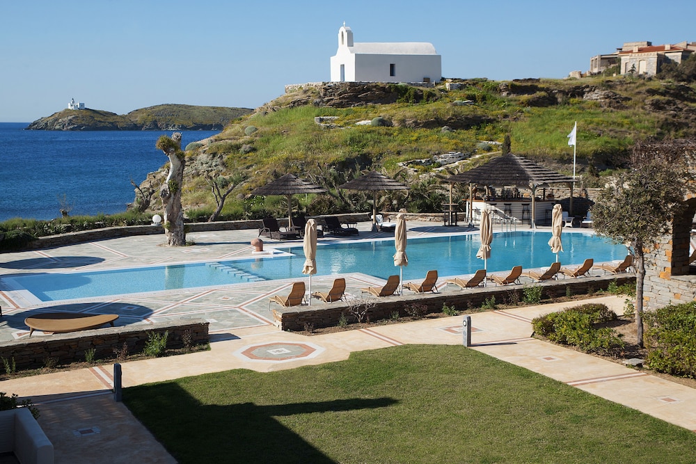 Porto Kea Suites 3/70