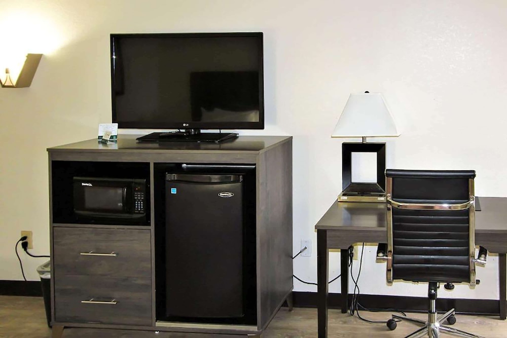 La Quinta Inn & Suites by Wyndham Fayetteville I-95 28/29