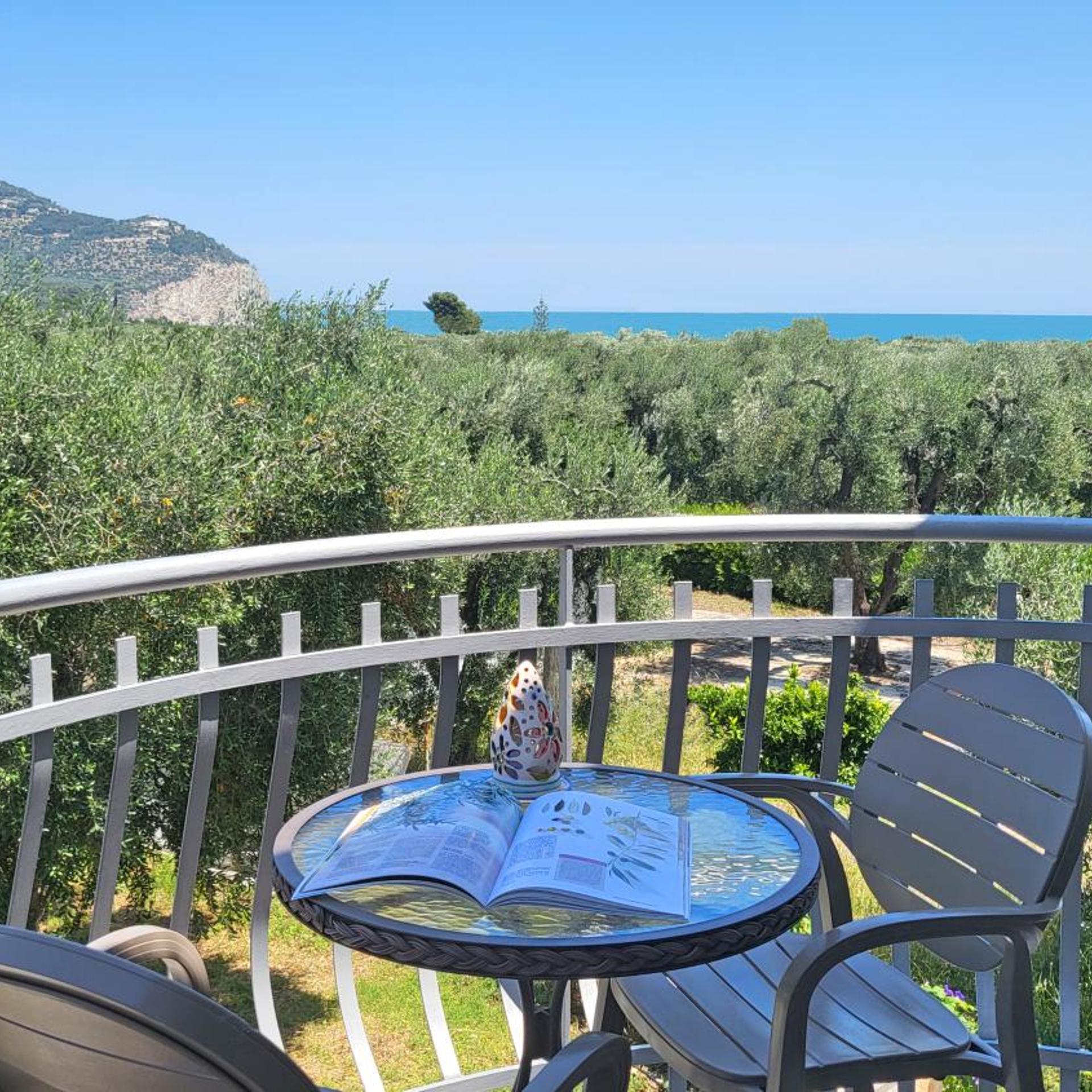 Hotel Residence Torre Del Porto 50/52