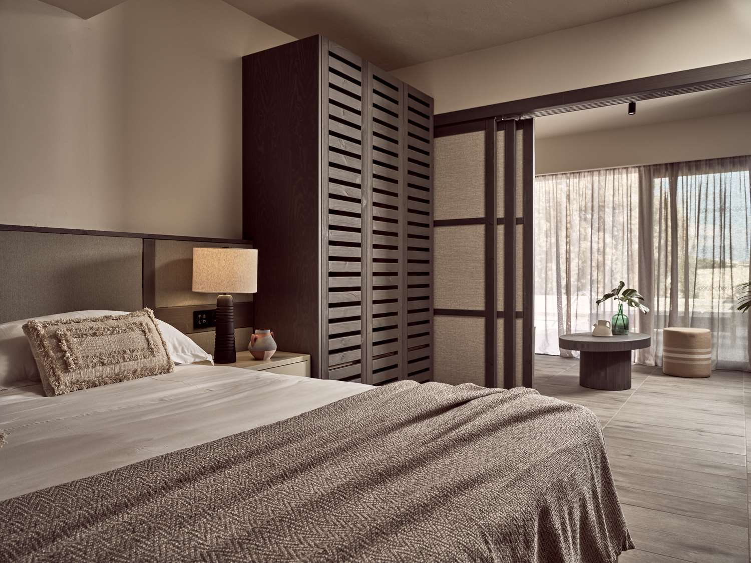 1 Bedroom, Evergreen, Suite, King Bed, with Pool