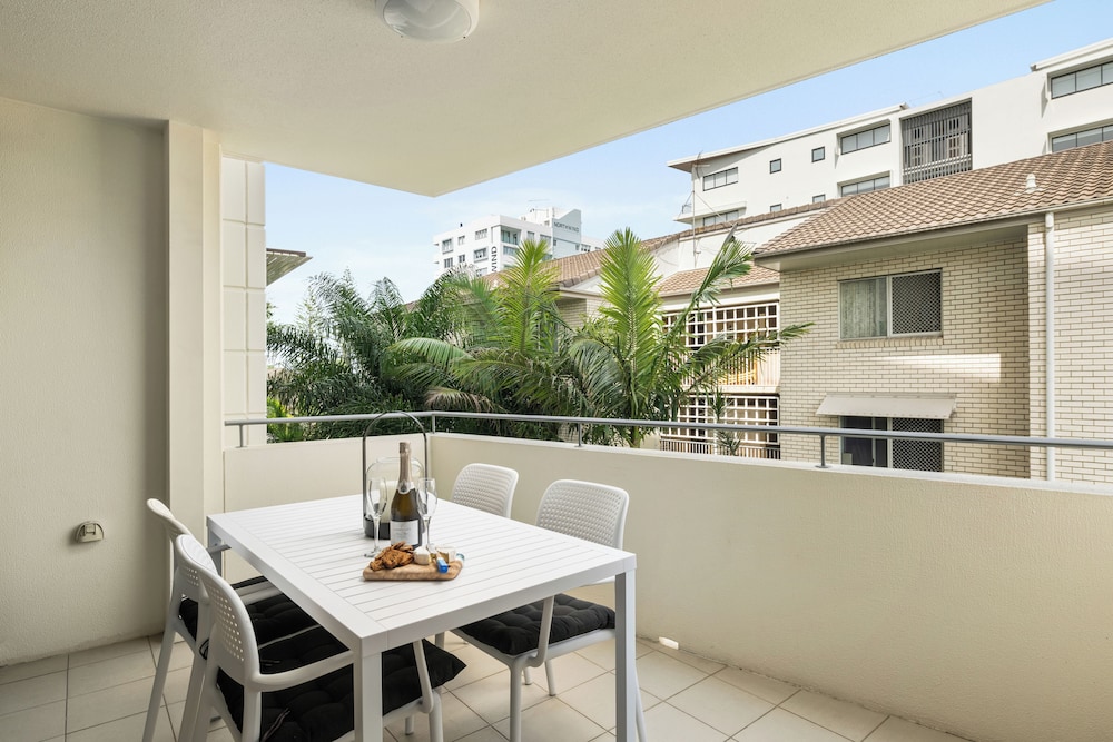 COCO Mooloolaba 33/50