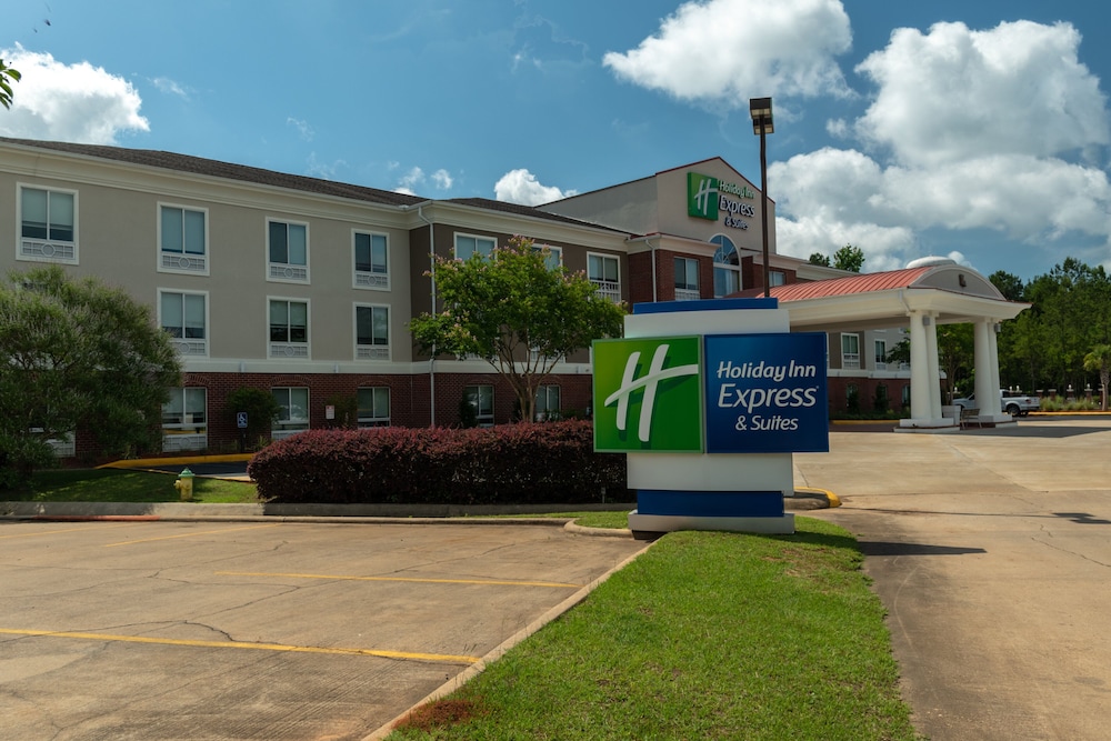 Holiday Inn Express Hotel Suites Natchitoches 5/56