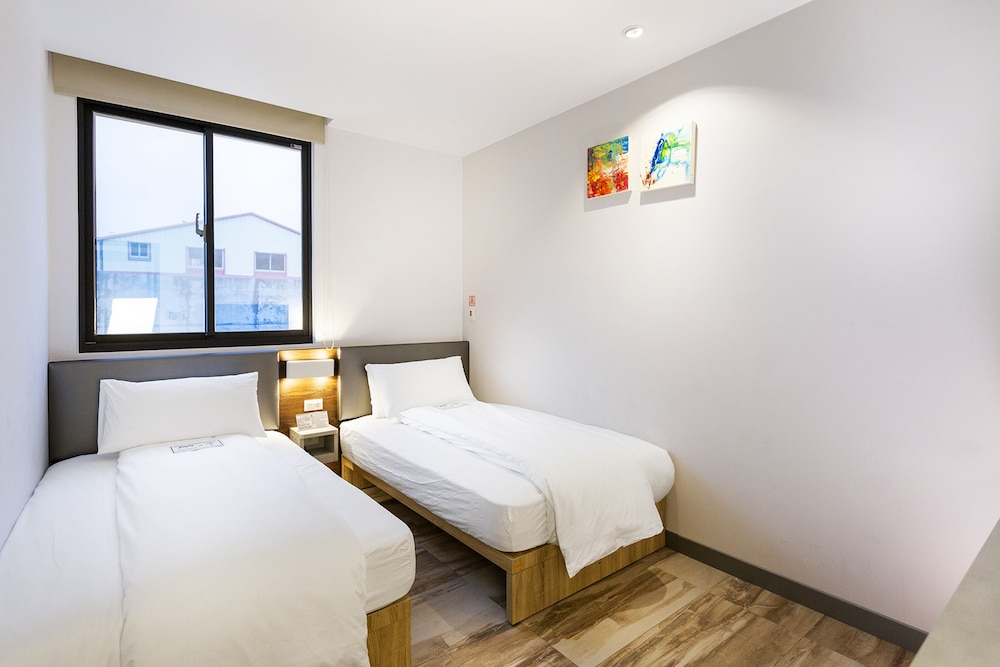 STANDARD, TWIN BEDS