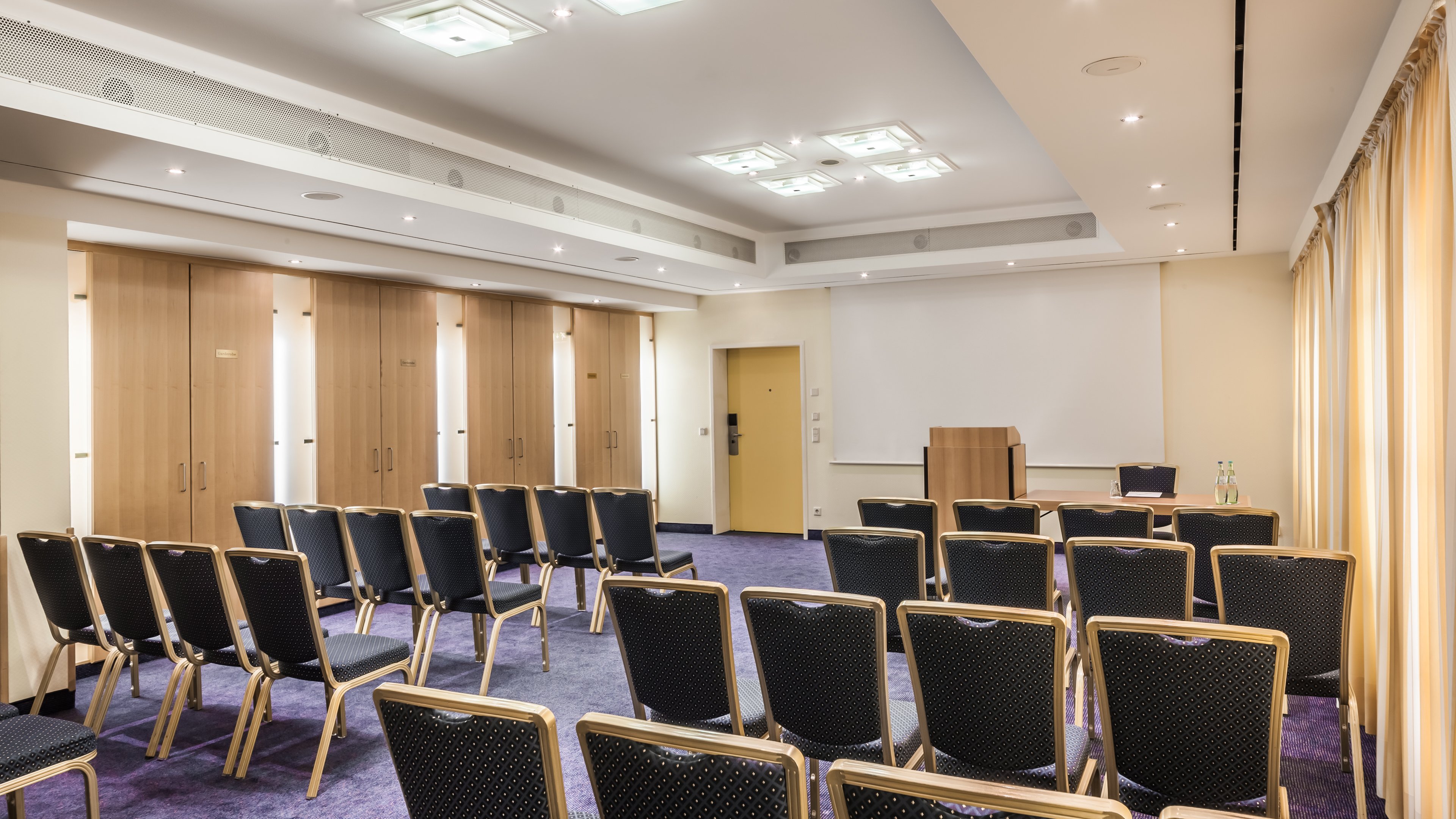 Holiday Inn Munich South 56/70