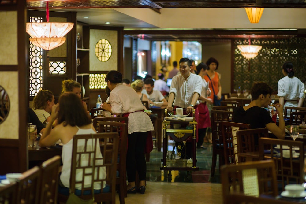 Oriental Suites Hotel And Spa 41/50