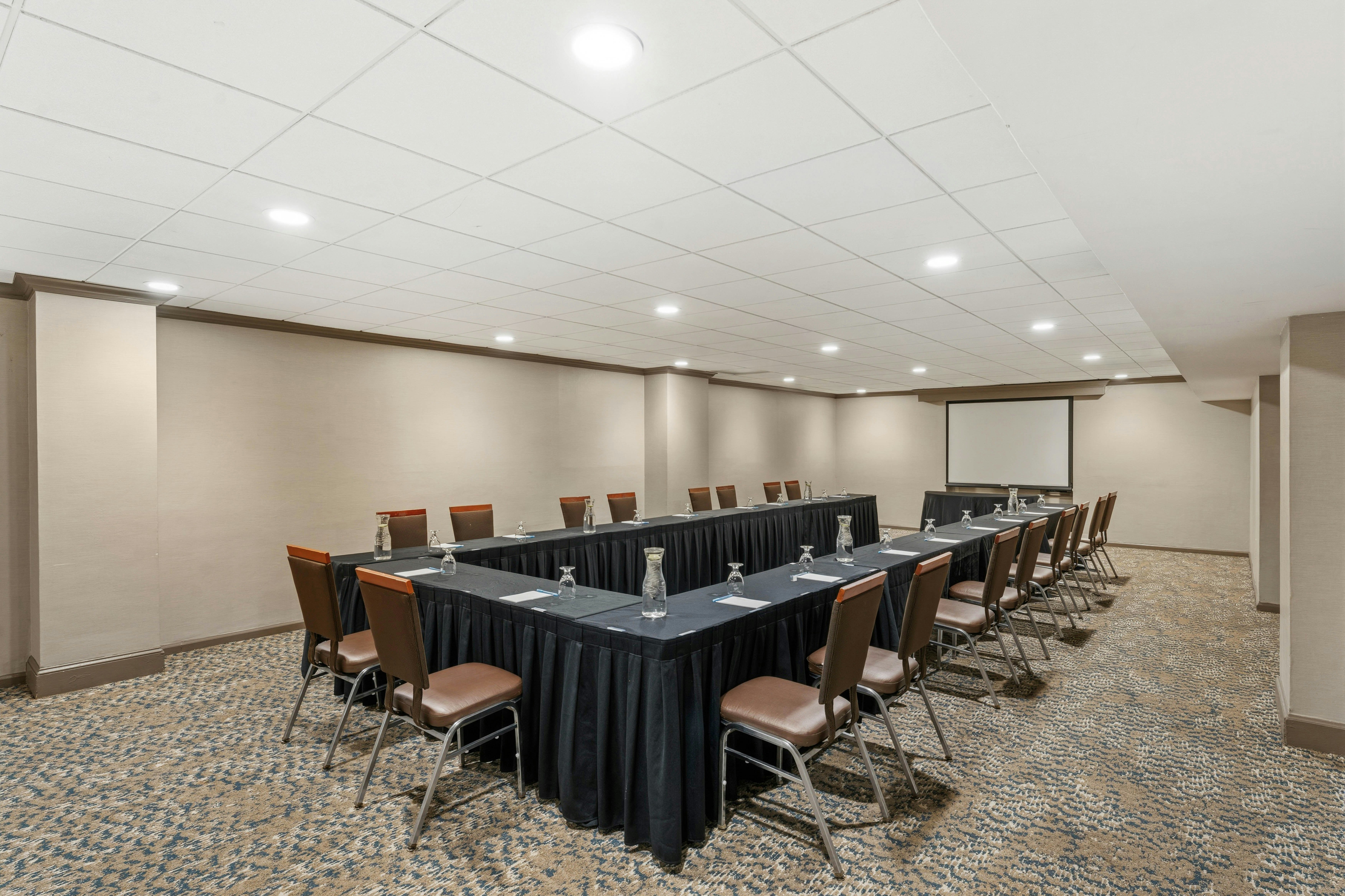Doubletree Hotel Wilmington 23/37