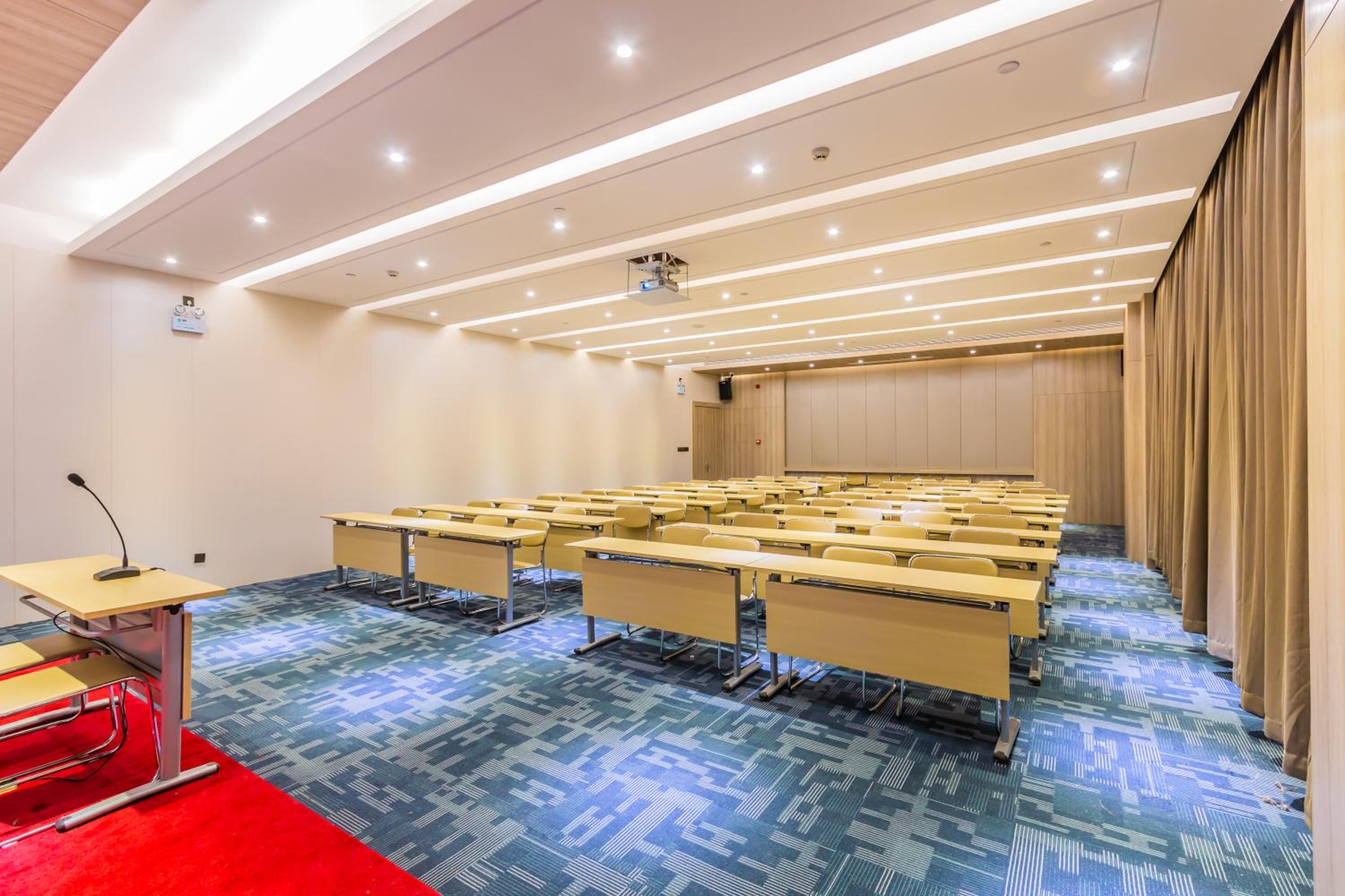HanTing Premium Hotel (Hangzhou Xiaoshan International Airport) 22/31