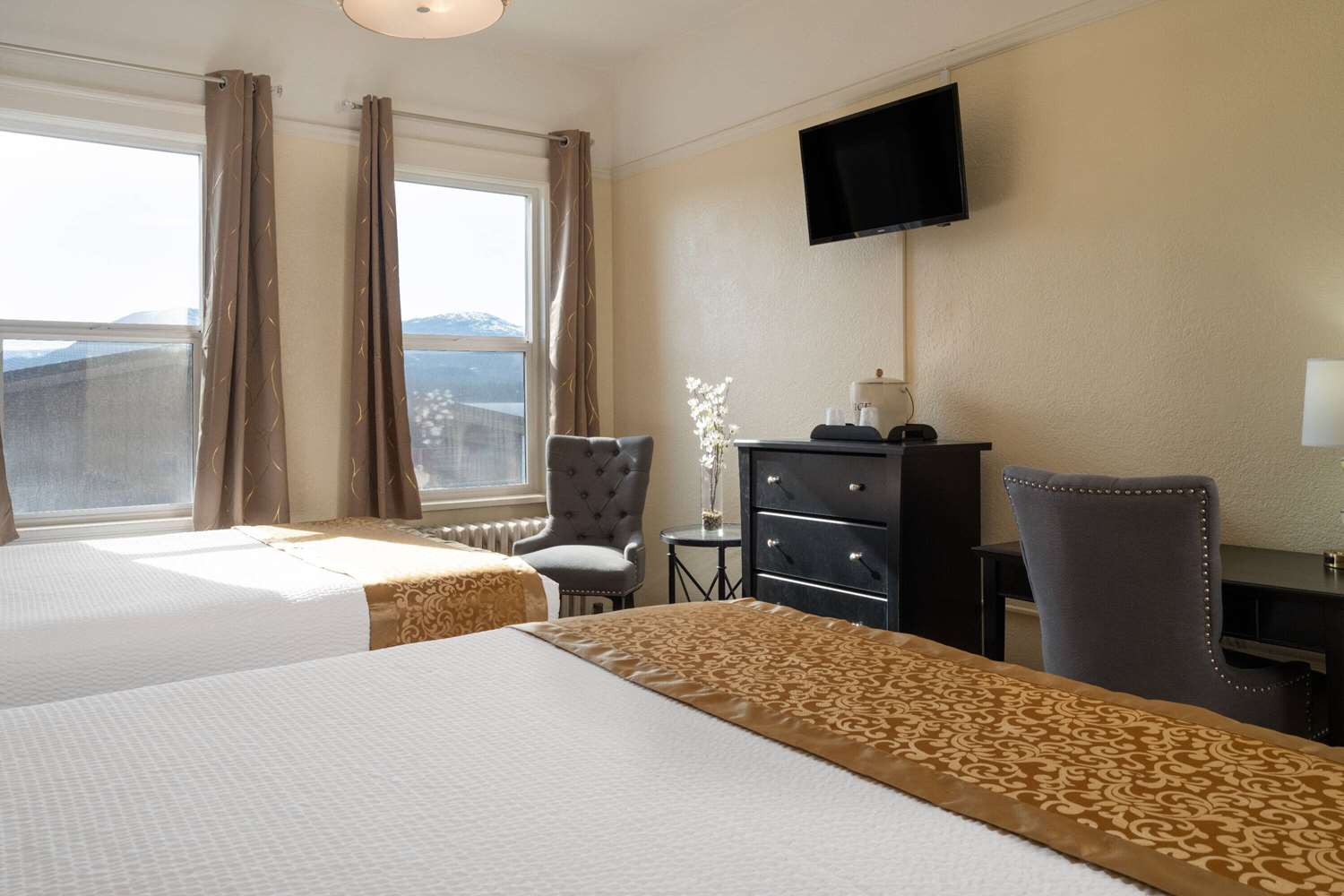 Gilmore Hotel, Trademark Collection by Wyndham 50/56