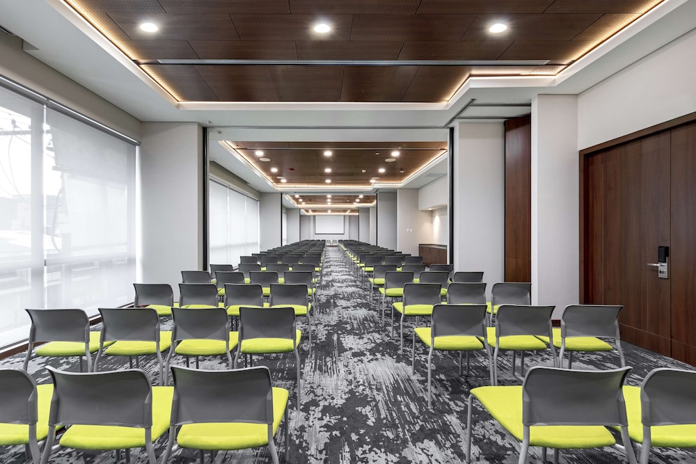 Hyatt Place Bogota Convention Center 42/50