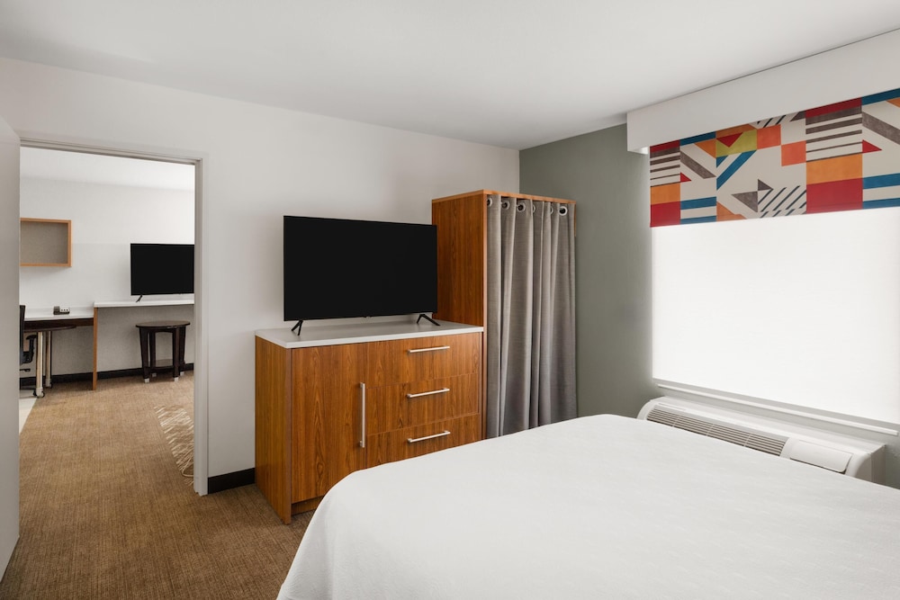 Room at Home2 Suites by Hilton Alexandria, ALEXANDRIA - LA