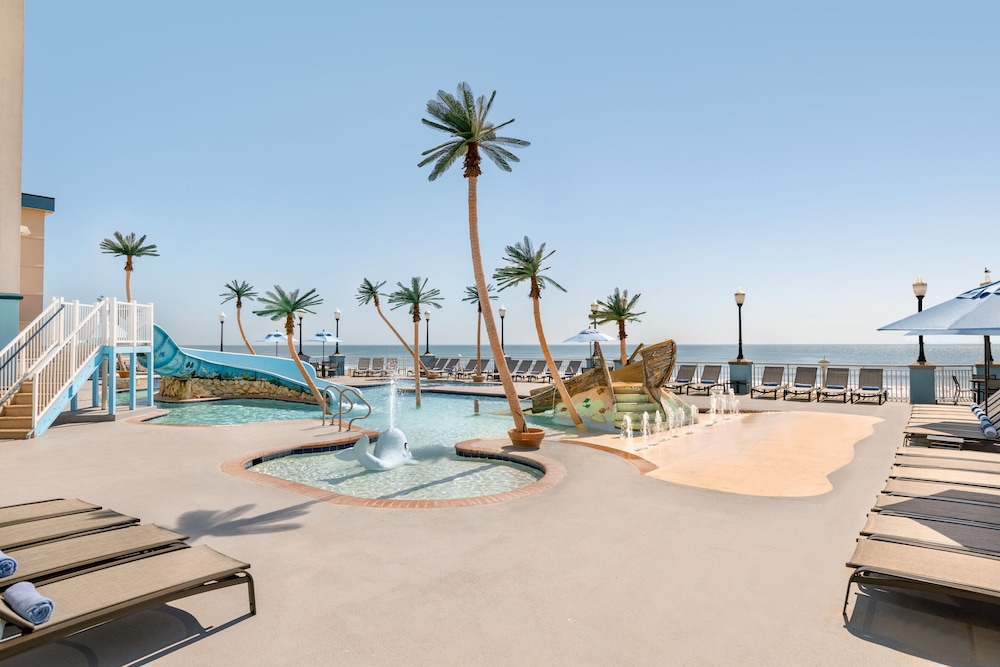 Holiday Inn Hotel And Suites Ocean City 42/78
