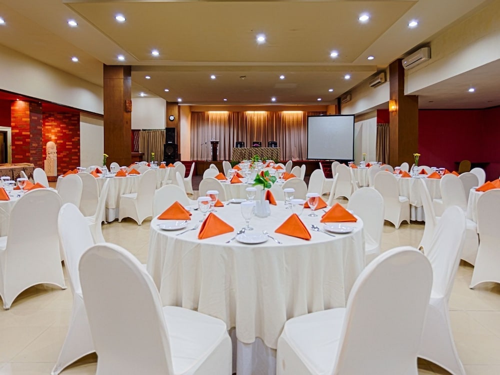 Hotel Montana Malang 47/65