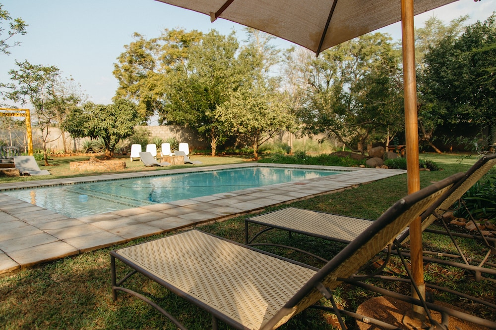 Biweda Nguni B&B 16/36