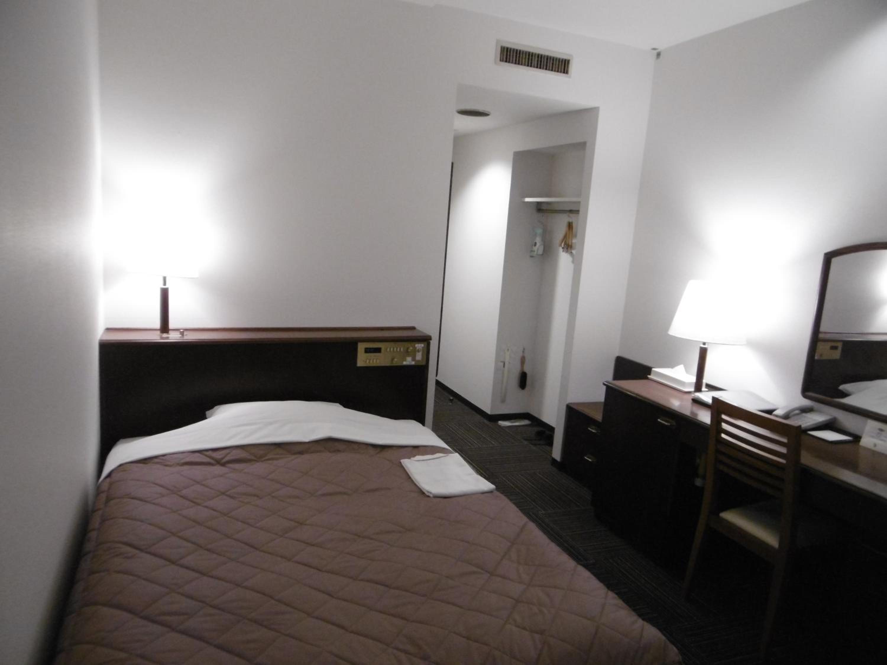 Urban Hotel 15/37