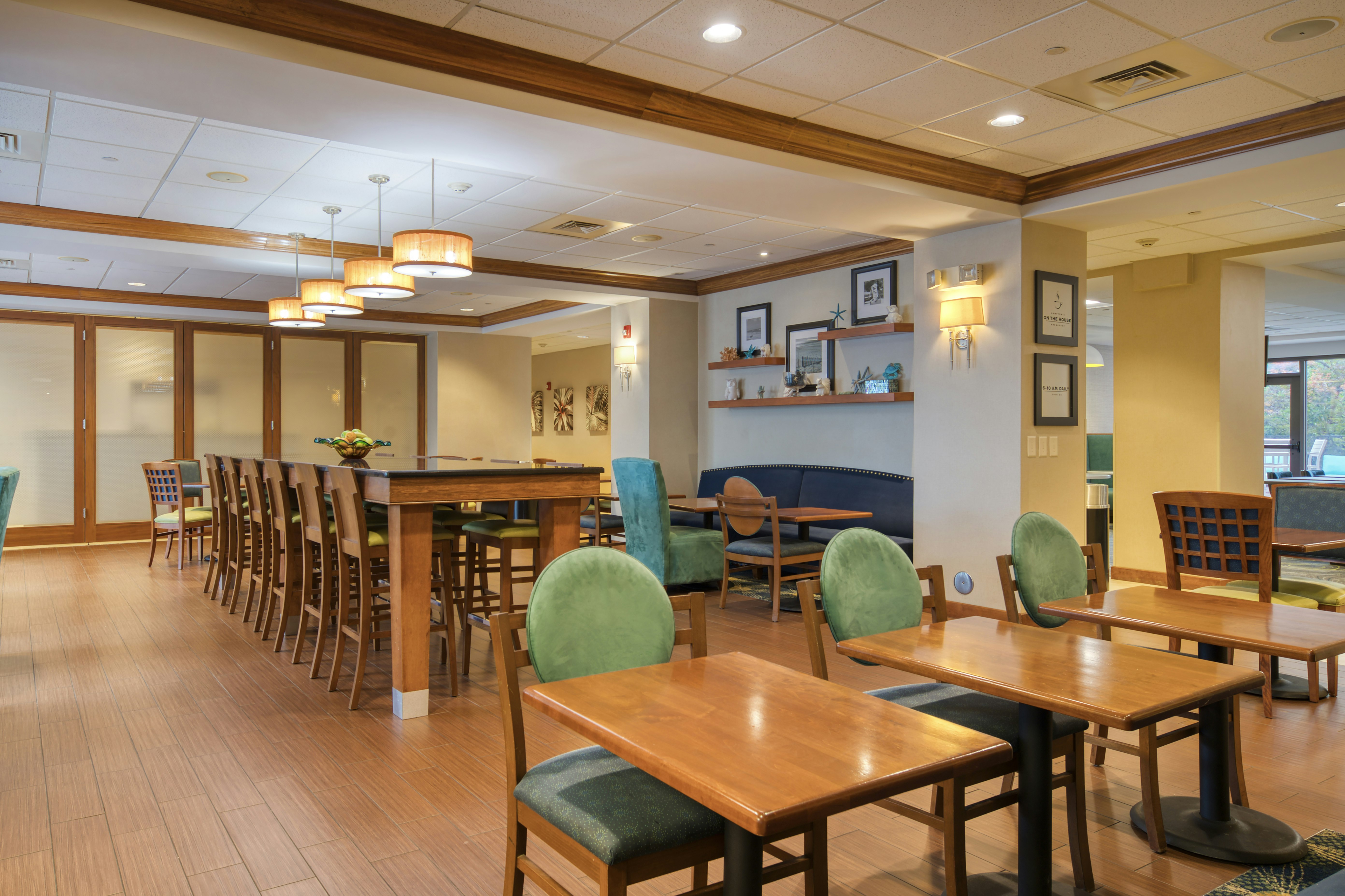 Hampton Inn Wilmington - University Area/Smith Creek Station 48/72