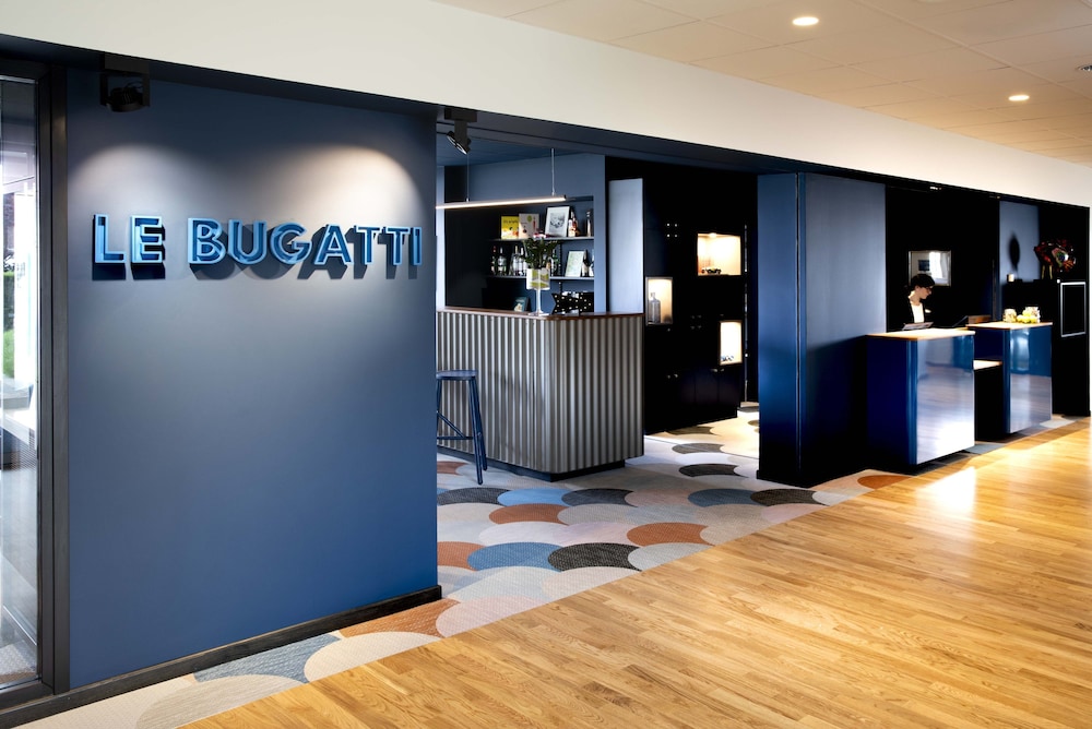 Hotel Le Bugatti 3/64