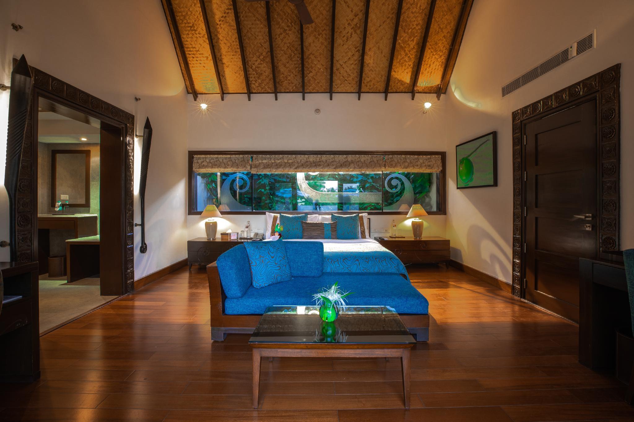 Spa, Suite, King Bed, Lagoon View