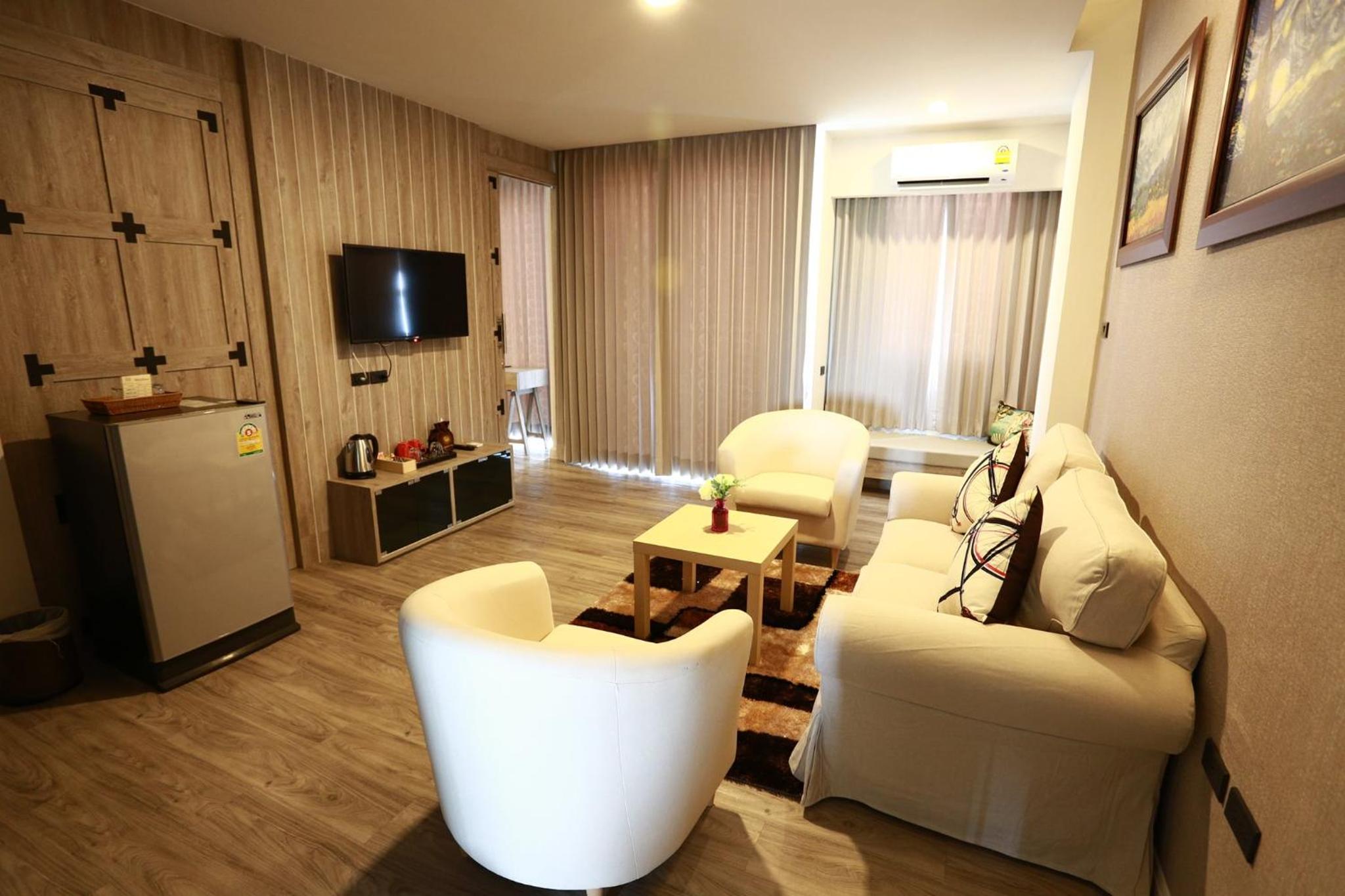 Bright Hotel Khon Kaen 36/50