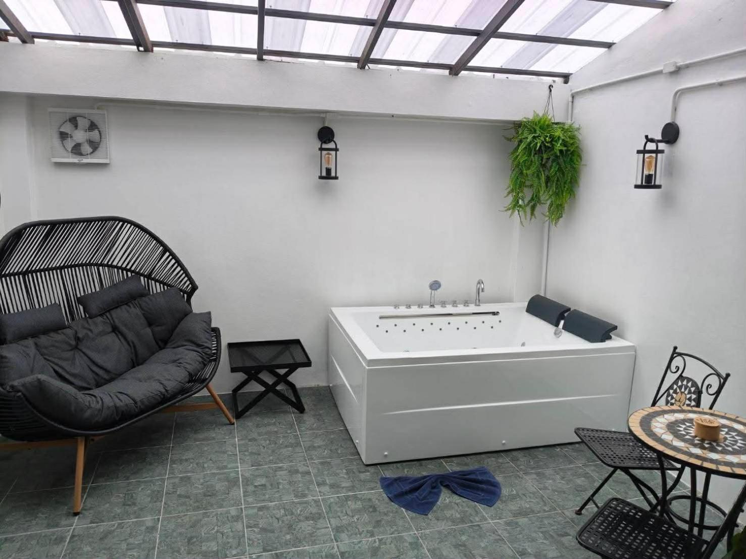 Zen Rooms Nanai Phuket 67/79