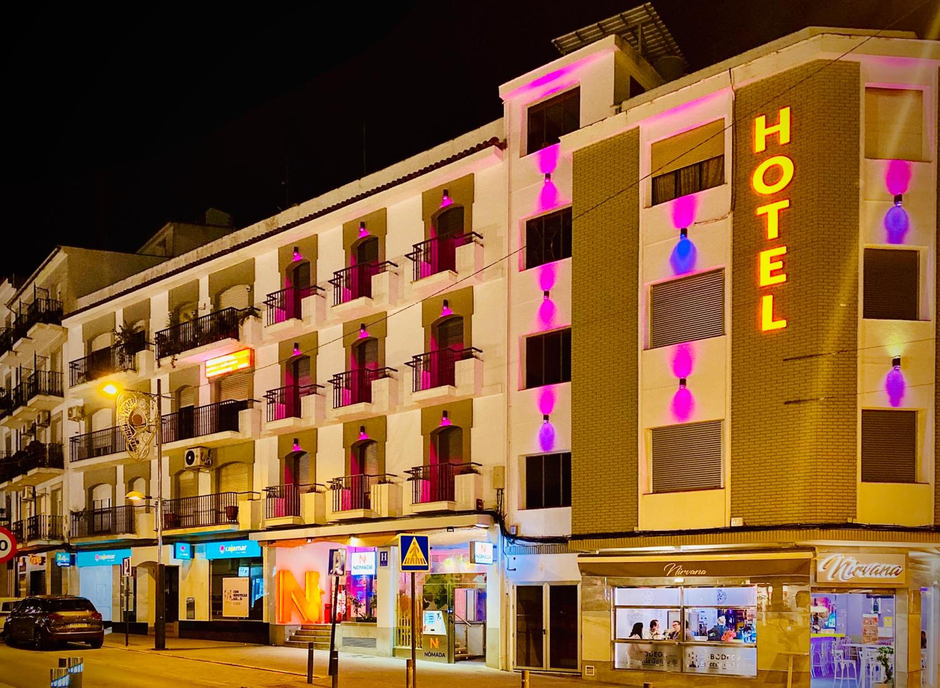 Hotel Nomada 5/50