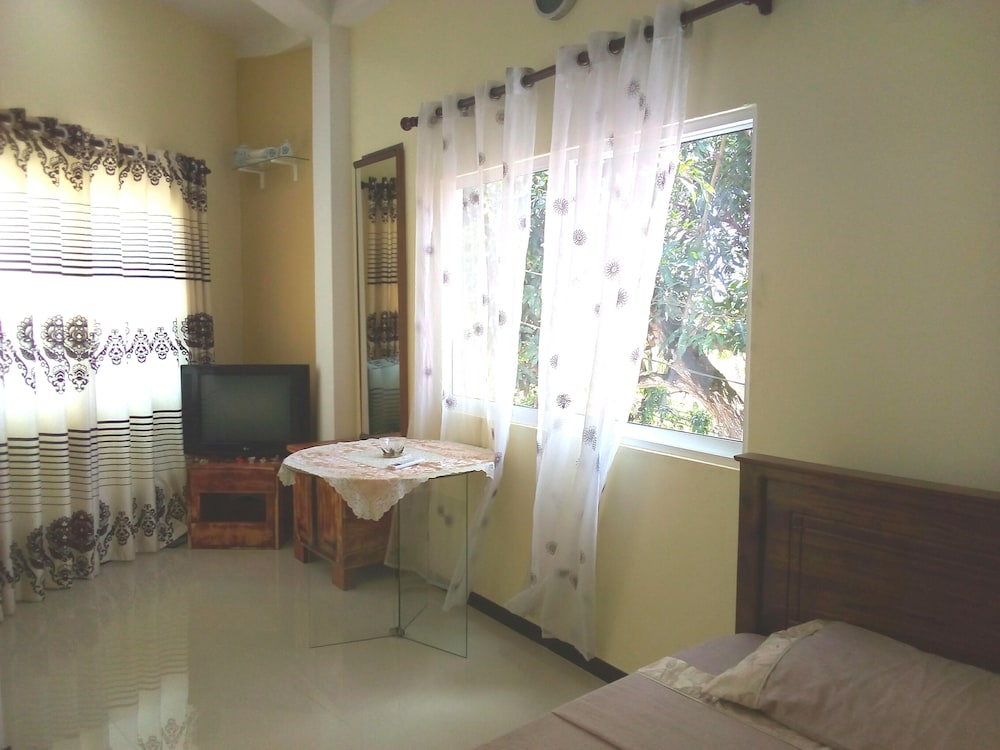 Randi Homestay 9/23