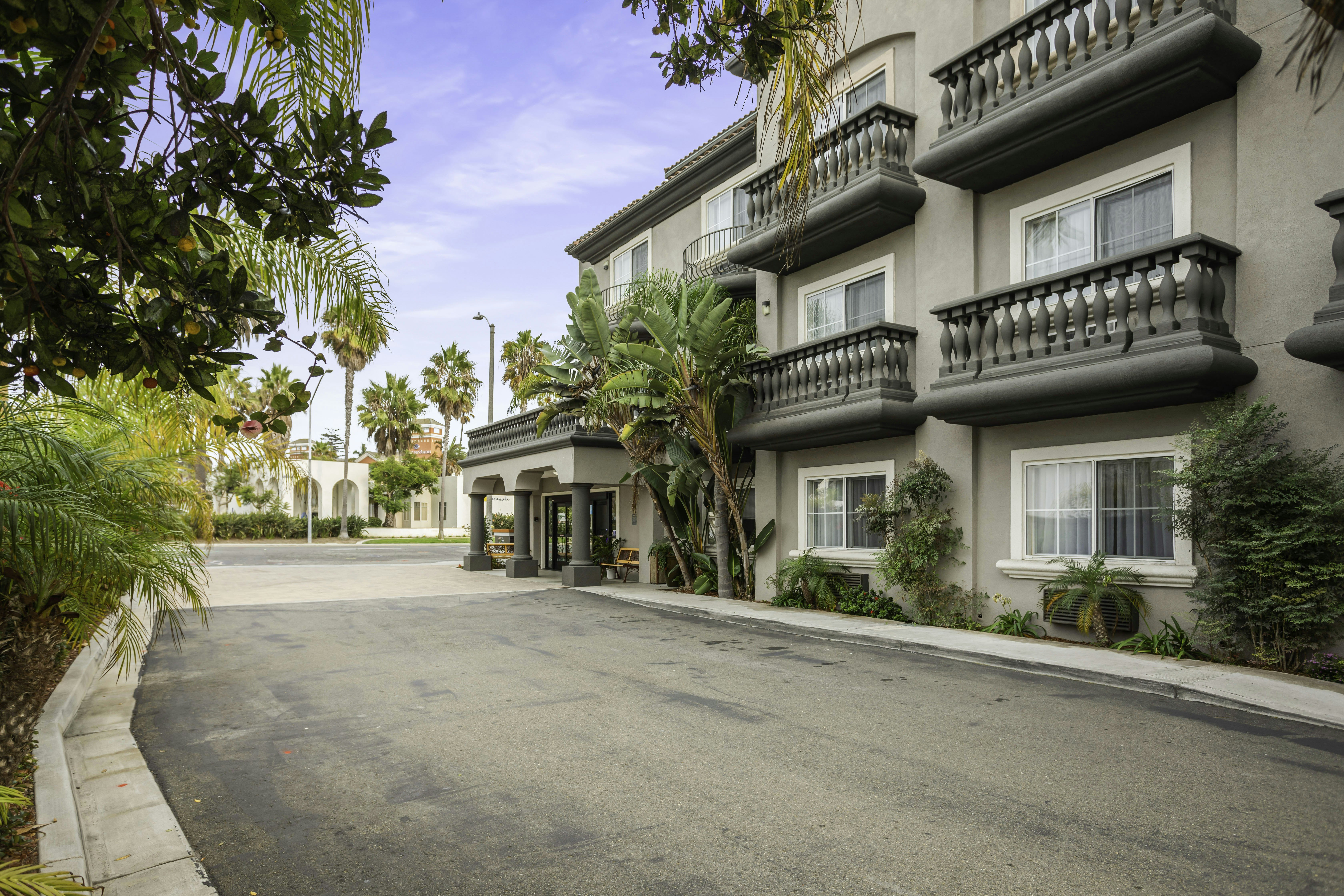 The Hotel Oceanside 7/7