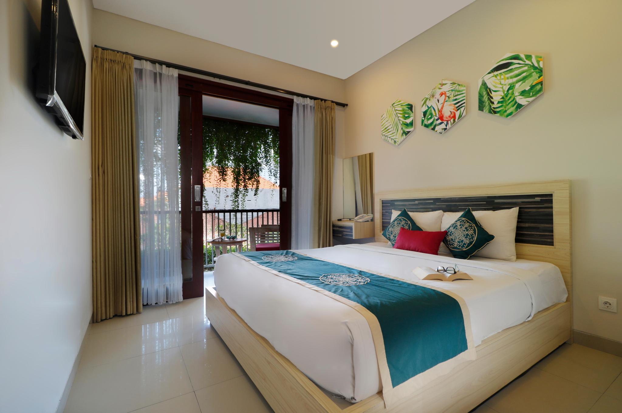 Deluxe, King Bed