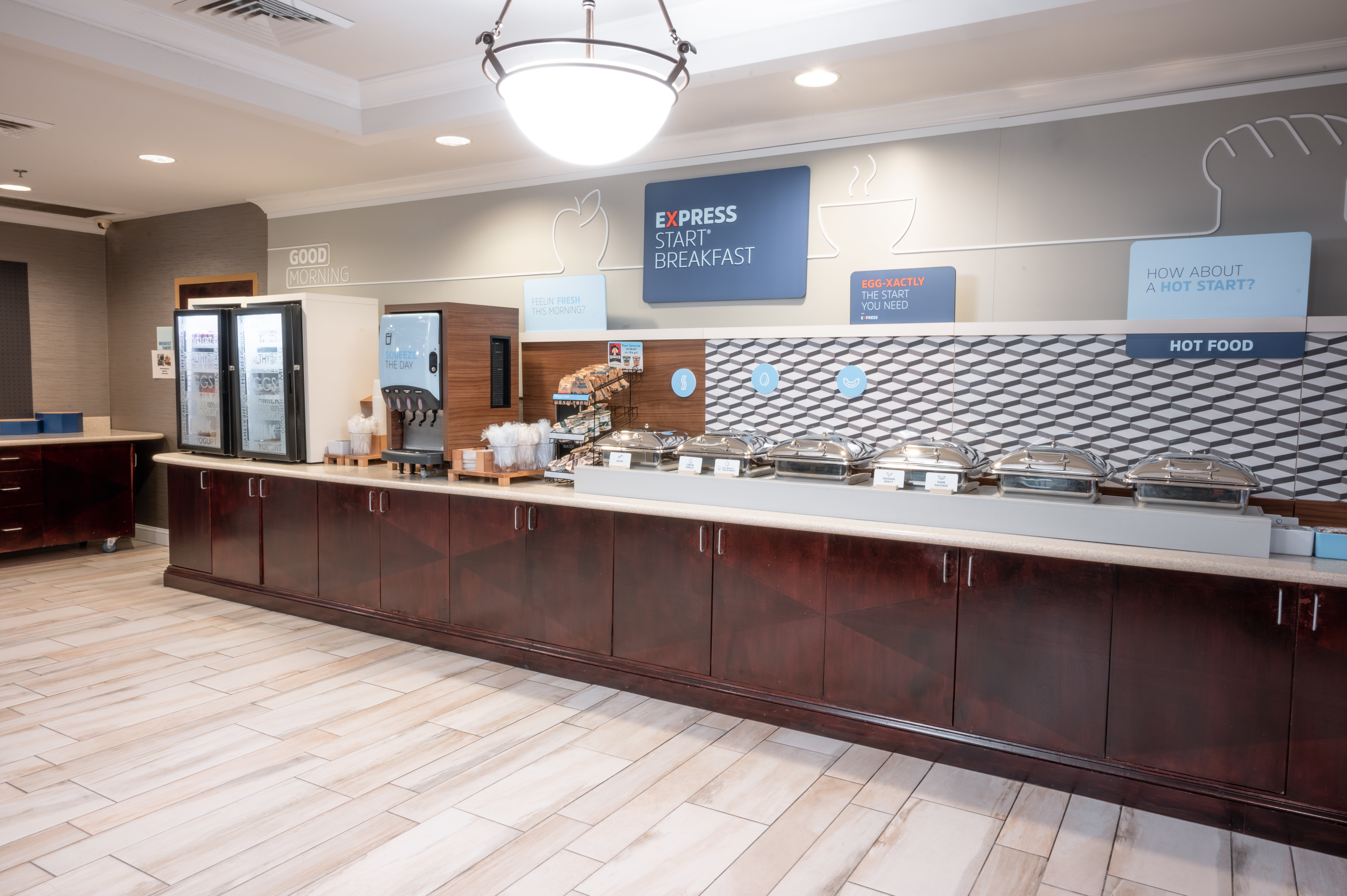 Holiday Inn Express and Suites Tuscaloosa University an IHG Hotel 11/65