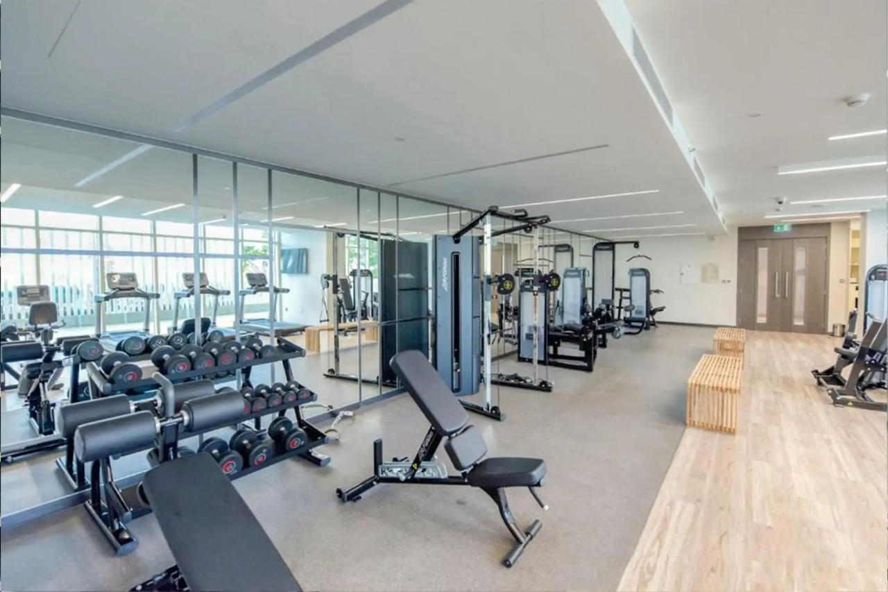 3BR with Marina Skyline View & Private Beach 11/26