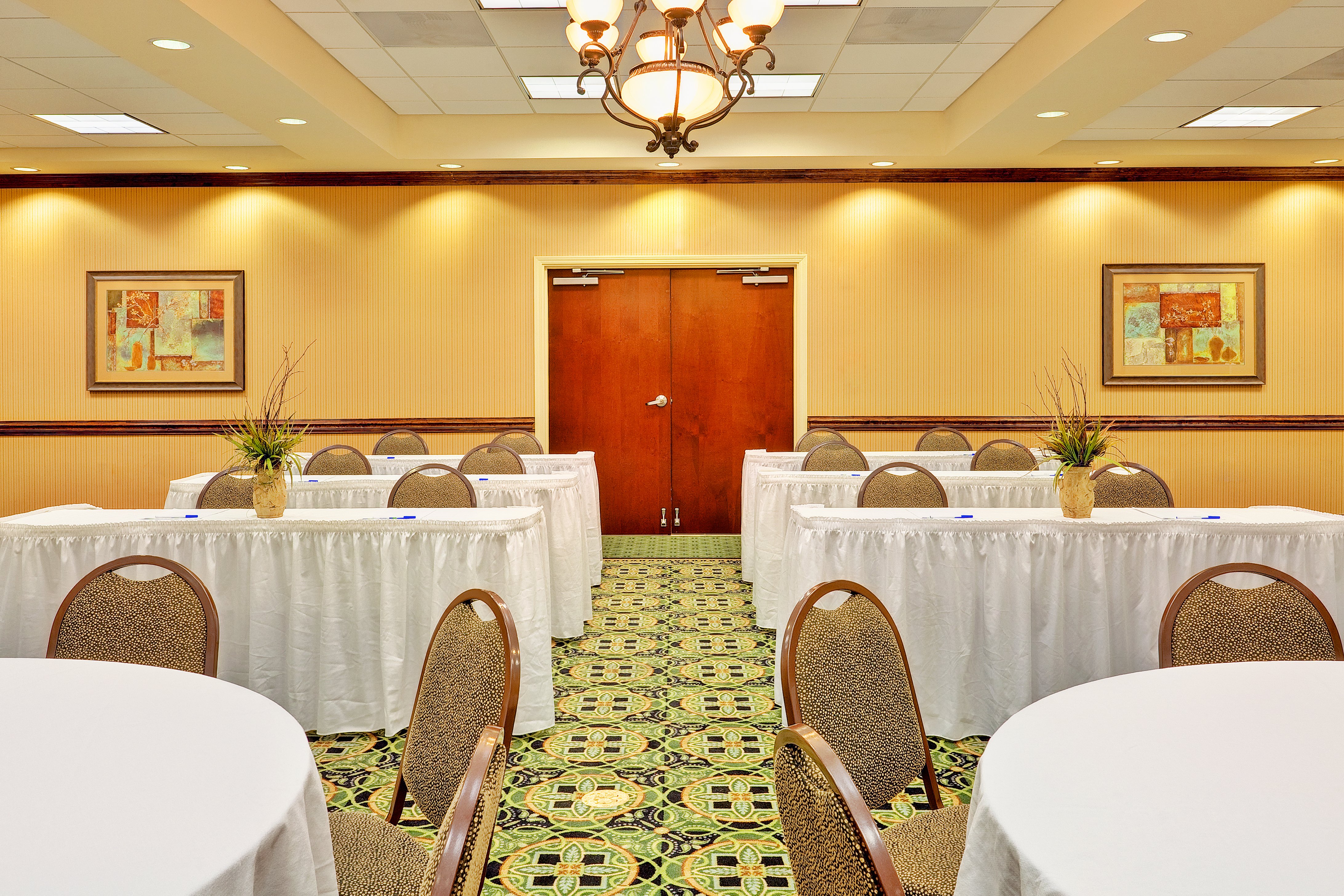 Holiday Inn Express Hotel & Suites Millington-Memphis Area 26/31