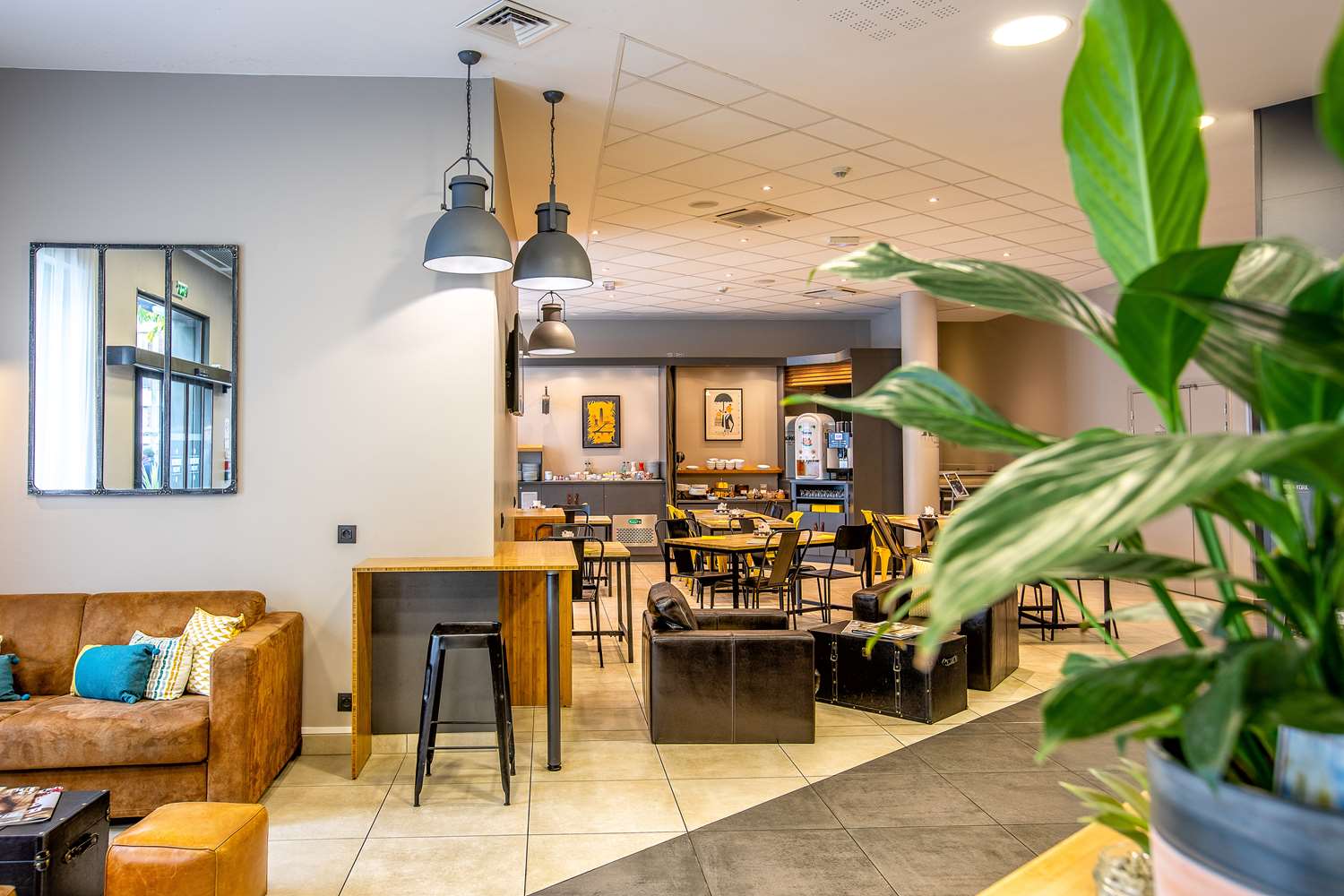 Best Western Plus Suitcase Paris La Defense 17/23