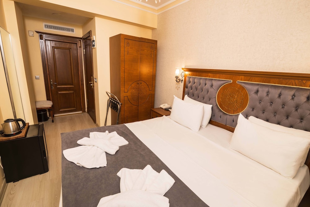Ala Sofia Hotel 31/65